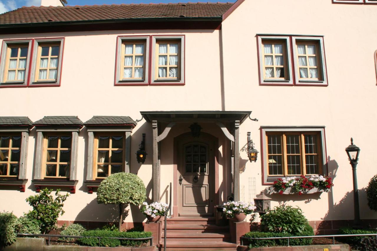 Gasthaus Zur Krone Großheubach Екстериор снимка